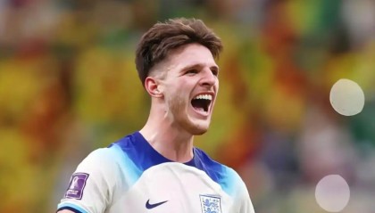 赖斯：萨卡再次为英格兰进球很特别，会继续取胜让球迷保持热情