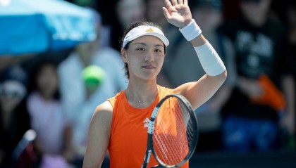 开云下载-又赢了！王欣瑜爆冷诺斯科娃创三项纪录，网友：霉地终变福地